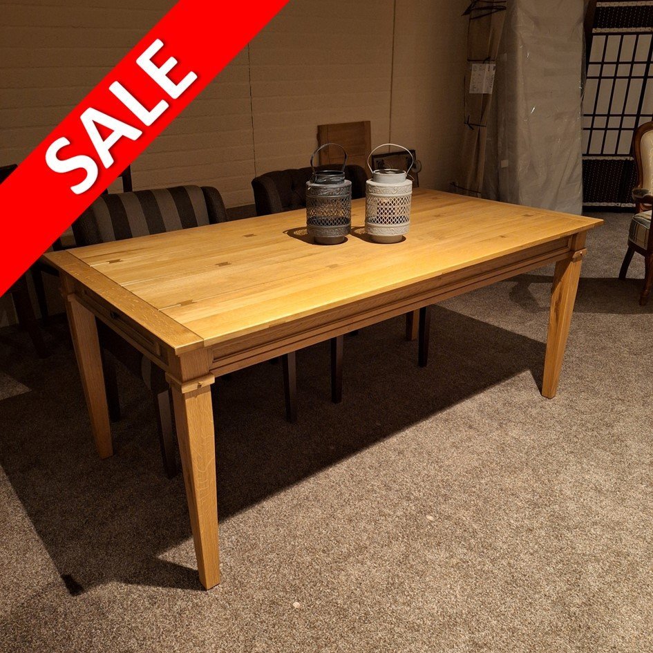 Eetafel blank eiken
