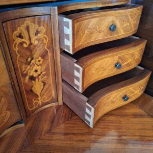 secretaire met rolluik