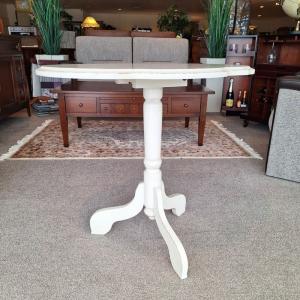 bijzettafel wit vintage