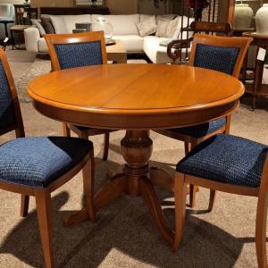 Ronde eettafel klassiek kersen