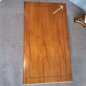 kleine klassieke schrijftafel noten 821