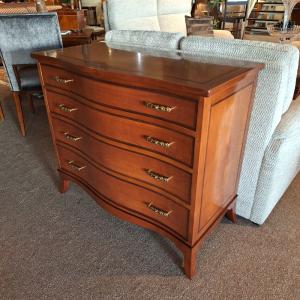 klassieke commode met lades