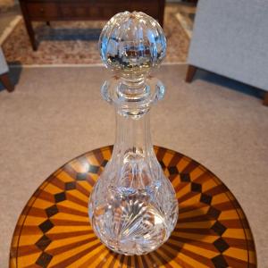 hoge kristallen karaf