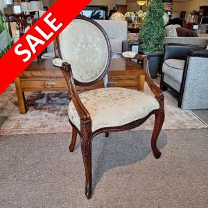 klassieke mahonie armstoel 11414